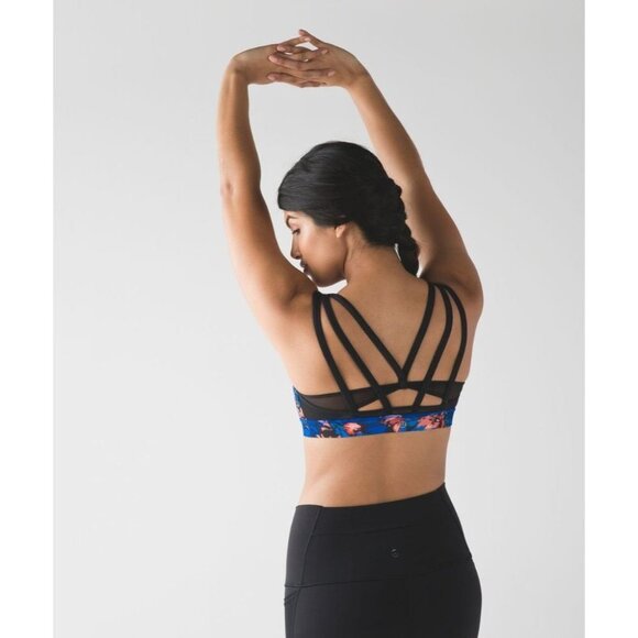 Lululemon Blue Multi / Black Energy Bra (Exhale) Mini Paint Storm Harbor size 8 - Picture 7 of 16